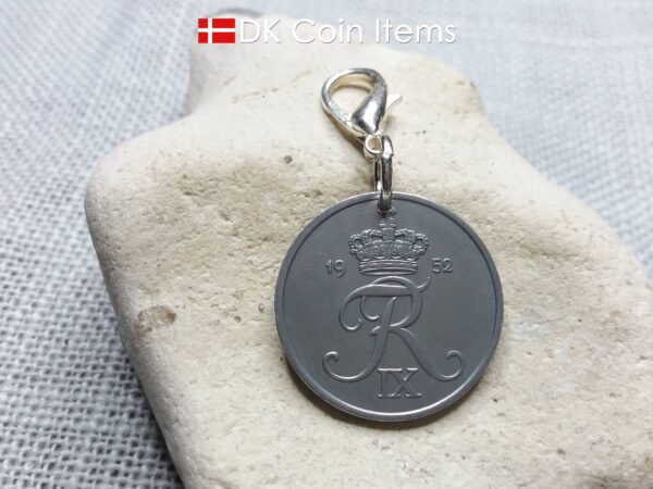 Danish 1952 coin charm. 72 year old 5 ore coin pendant with Crown R-initial. DKCoinItems 40412-2