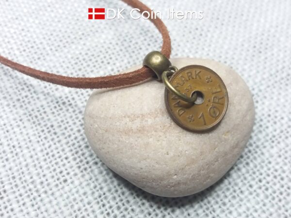 Denmark 1937 coin necklace. 87 year old coin pendant. Antique Danish souvenir. Copper 1 ore crown coin in bronze plated ring and bail