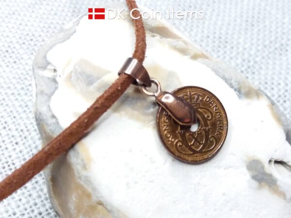 Denmark 1939 C coin necklace. 85 year 1 ore coin pendant. Antique Danish souvenir. Copper plated pinch bail.