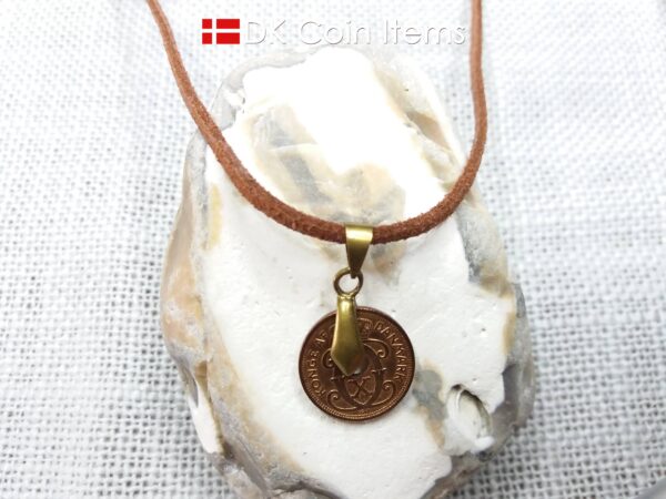 Denmark 1939 C coin necklace. 85 year 1 ore coin pendant. Antique Danish souvenir. Bronze plated pinch bail.