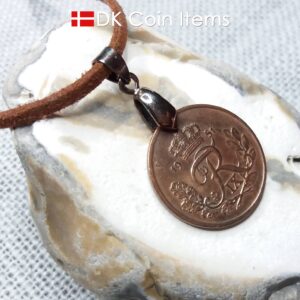 Denmark 1951 R coin necklace. 73 year old Danish 25 ore coin pendant. 73rd birthday gift. Vintage coin souvenir copper plated decoratively.