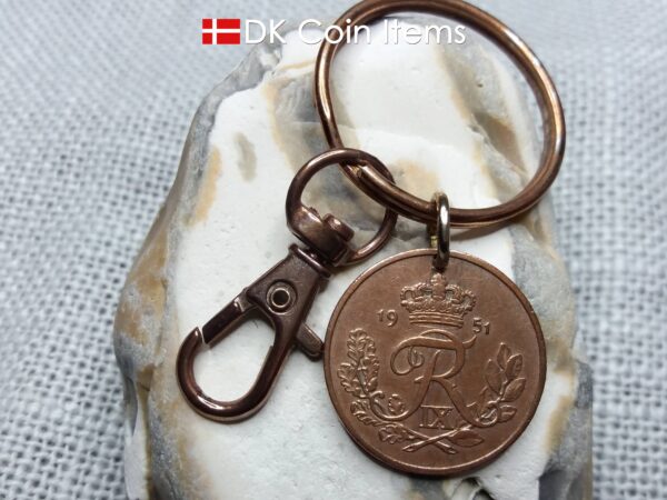 Denmark 1951 R coin keychain. 73 year old 25 ore coin pendant. 73rd birthday gift. Danish vintage coin souvenir copper plated decoratively.