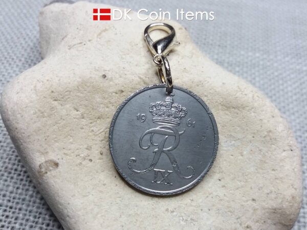 1961 coin charm with 63 year old Danish Crown R-initial 5 ore as pendant on lobster claw