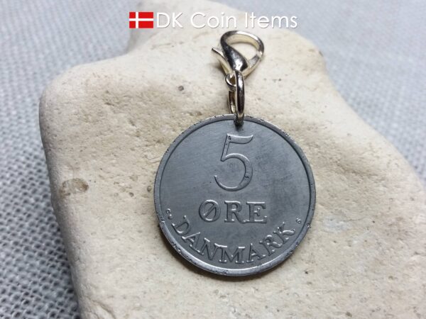 1961 coin charm with 63 year old Danish Crown R-initial 5 ore as pendant on lobster claw