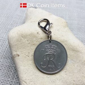 1962 coin charm with 62 year old Danish Crown R-initial 5 ore as pendant on lobster claw