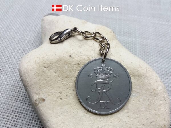 1962 coin charm with 62 year old Danish Crown R-initial 5 ore as pendant on chain and lobster claw