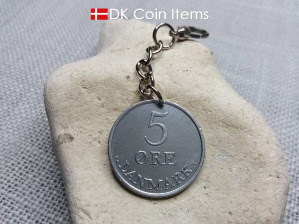 1962 coin charm with 62 year old Danish Crown R-initial 5 ore as pendant on chain and lobster claw