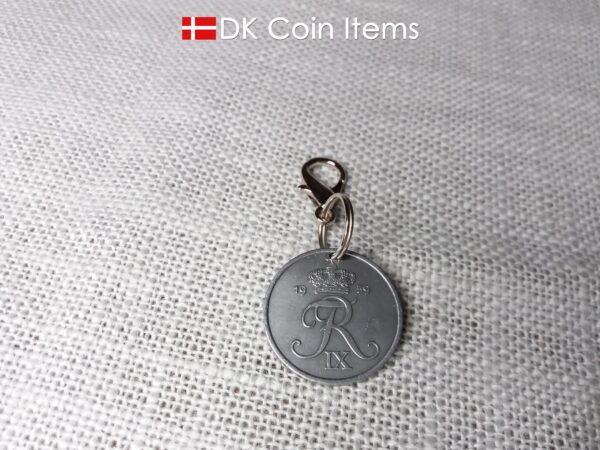 Denmark 1959 coin charm. 65 year old R initial 5 ore coin pendant.