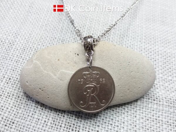 Denmark 1962 coin pendant necklace with 62 year old R initial 25 ore. 62nd birthday gift. Danish vintage souvenir gift