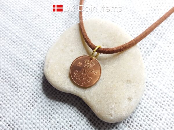 Denmark 1984 coin necklace with a 40 year old Danish 5 ore with Crown M initial as coin pendant. Danish vintage souvenir