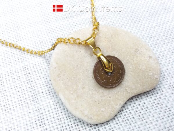 Denmark 1933 coin necklace. 91 year old coin pendant. Copper 1 ore with Crown C initial