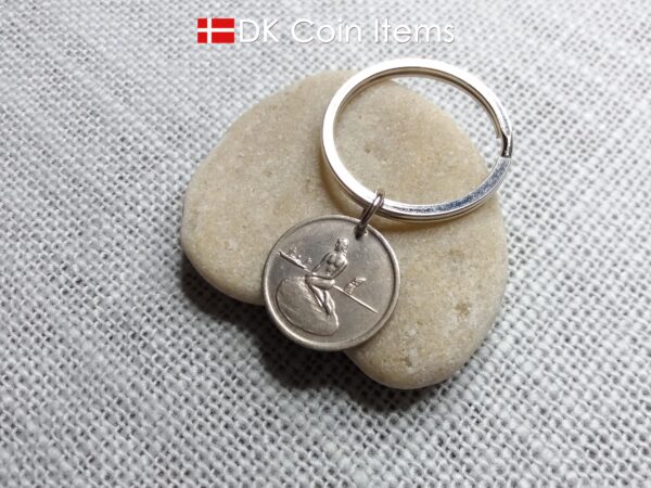 Coin pendant keychain with The Danish Little Mermaid statue/sculpture on a Copenhagen vintage fare token from 1966-1967