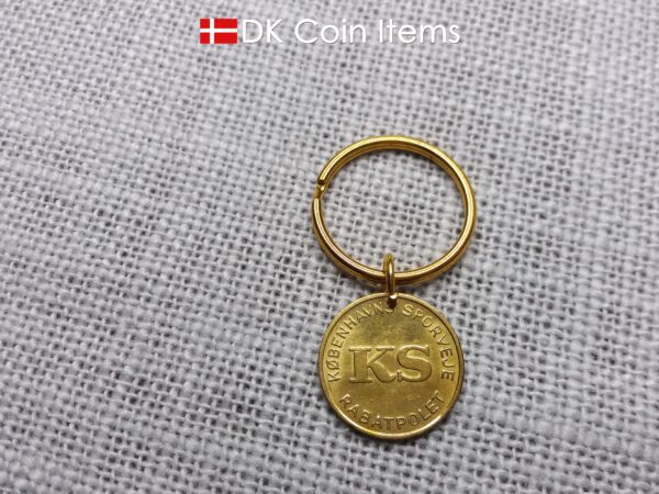 Coin pendant keychain with The Danish Little Mermaid statue/sculpture on a Copenhagen vintage brass fare token from 1966-1967