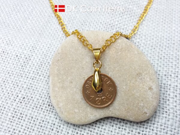 Denmark 1929 coin necklace. 95 year old coin pendant. Copper 1 ore with Crown C initial