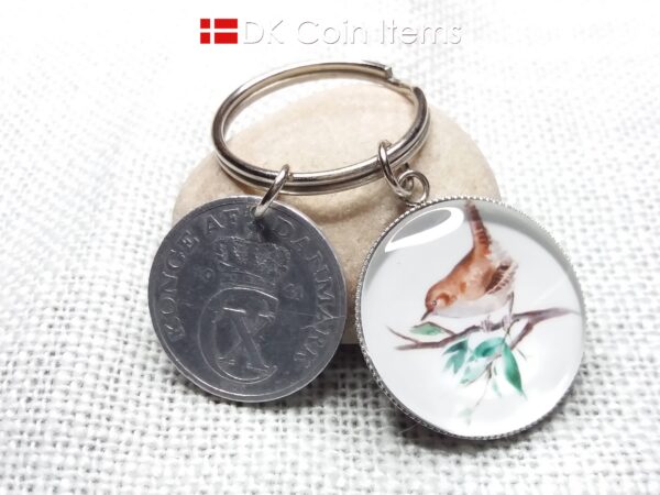 Denmark 1941 coin keychain with 83 year old Crown C initial 5 ore coin and Wren bird painting pendant. Danish vintage souvenir