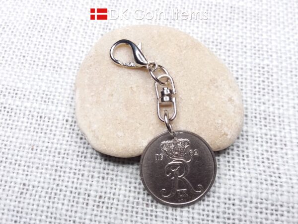 Denmark 1962 R-initial coin charm with 62 year old 25 ore as coin pendant on swivel unit and lobster claw clasp