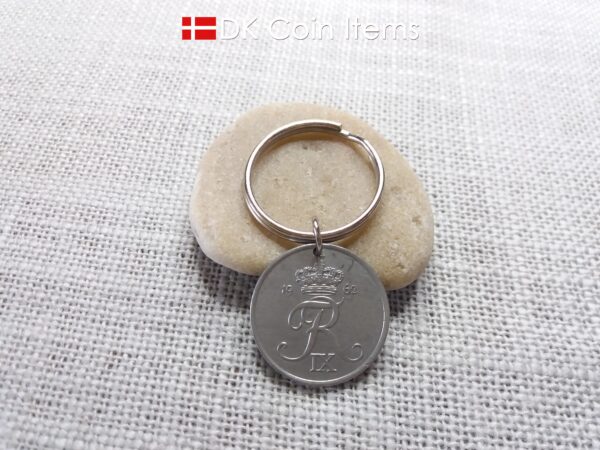 Denmark 1962 Crown R initial coin keychain with 62 year old 5 ore as coin pendant. Unique 62nd birthday gift or Danish vintage souvenir