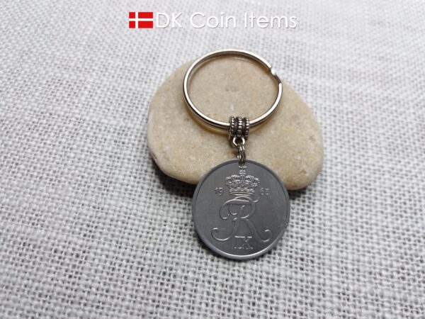 Denmark 1963 Crown R coin keychain with 61 year old 5 ore as coin pendant. Unique 61st birthday gift or Danish vintage souvenir