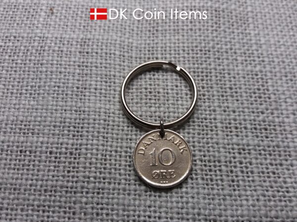 Denmark 1949 coin keychain with 75 year old Crown R initial 10 ore as coin pendant. 75th birthday gift. Danish vintage souvenir