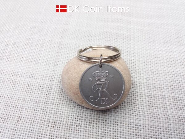 Denmark 1959 Crown R initial coin keychain with 65 year old 5 ore as coin pendant. Unique 65th birthday gift or Danish vintage souvenir