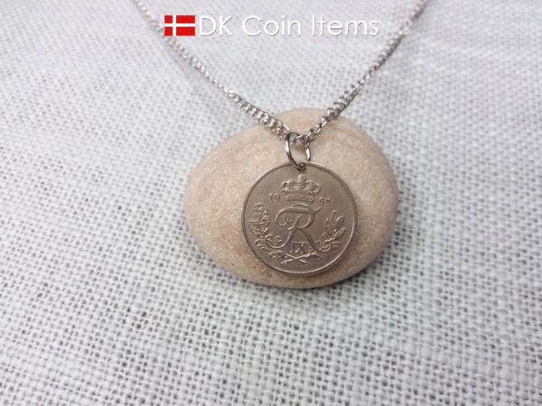 Danish coin pendant necklace with a 1953 Crown R-initial 25 øre. 71st birthday gift. Danish vintage souvenir