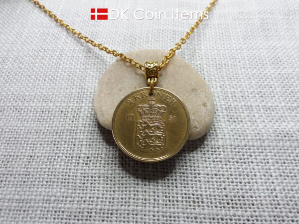 Denmark 1951 coin necklace with 73 year old golden Crown Coat of Arms 2 kroner as coin pendant. 73rd birthday gift. Danish vintage souvenir