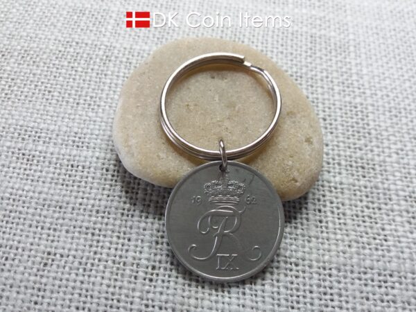 Denmark 1962 Crown R initial coin keychain with 62 year old 5 ore as coin pendant. Unique 62nd birthday gift or Danish vintage souvenir