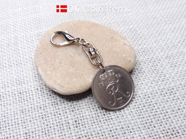 Denmark 1962 R-initial coin charm with 62 year old 25 ore as coin pendant on swivel unit and lobster claw clasp