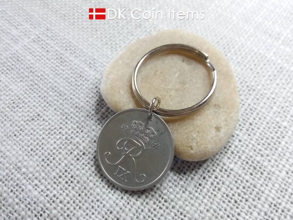 Denmark 1962 Crown R initial coin keychain with 62 year old 5 ore as coin pendant. Unique 62nd birthday gift or Danish vintage souvenir