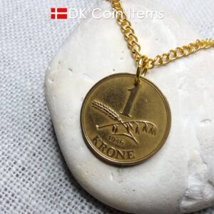 Denmark 1946 coin necklace with 78 year old golden 1 krone coin pendant. 78th birthday gift, 1st anniversary gift, Danish vintage souvenir