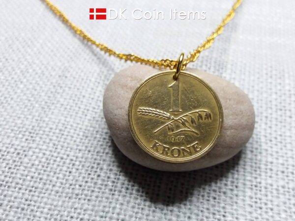 Denmark 1947 coin necklace with 77 year old golden 1 krone coin pendant. 77th birthday gift, 1st anniversary gift, Danish vintage souvenir