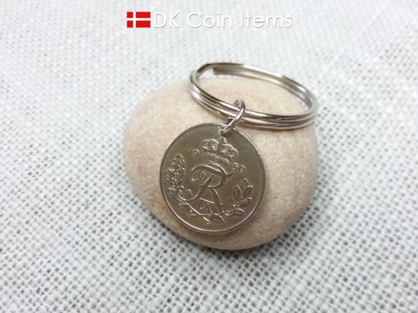 Denmark R-initial 1950 coin keychain with 74 year old 25 ore as coin pendant on 30mm keyring