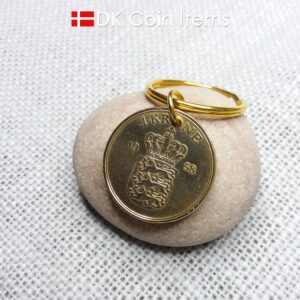 Denmark 1958 coin keychain with golden 66 year old Coat of Arms 1 krone as coin pendant on 25mm keyring