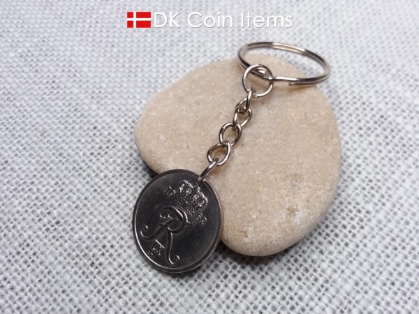 Denmark 1962 R-initial coin keychain with 62 year old 25 ore as coin pendant on 32mm chain and 25mm keyring