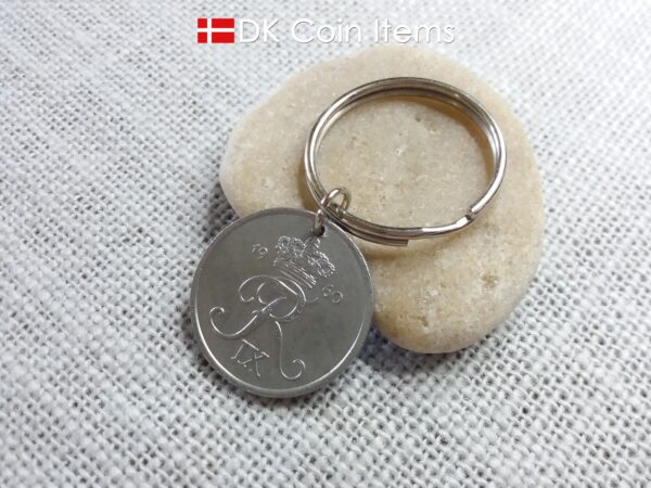 Denmark 1960 Crown R initial coin keychain with 64 year old 5 ore as coin pendant. Unique 64th birthday gift or Danish vintage souvenir