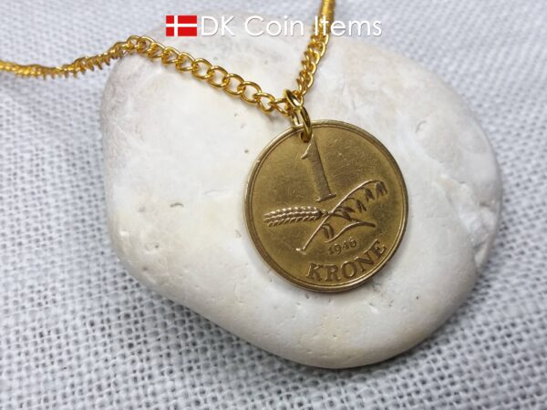 Denmark 1946 coin necklace with 78 year old golden 1 krone coin pendant. 78th birthday gift, 1st anniversary gift, Danish vintage souvenir