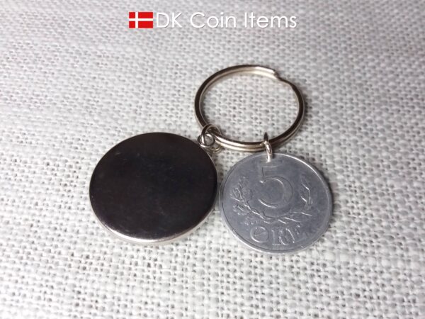 Denmark 1941 coin keychain with 83 year old Crown C initial 5 ore coin and Wren bird painting pendant. Danish vintage souvenir