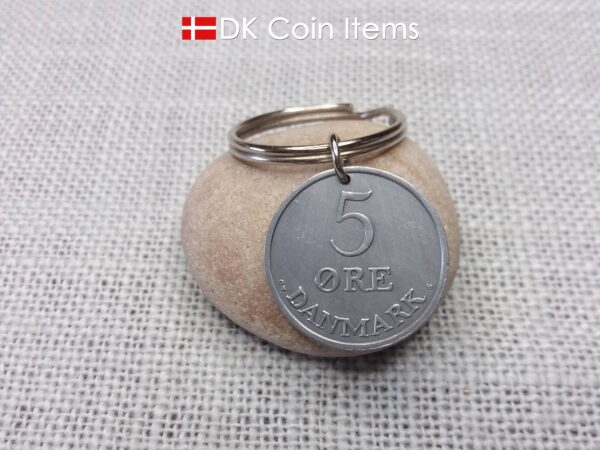 Denmark 1959 Crown R initial coin keychain with 65 year old 5 ore as coin pendant. Unique 65th birthday gift or Danish vintage souvenir