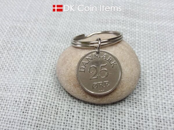 Denmark R-initial 1950 coin keychain with 74 year old 25 ore as coin pendant on 30mm keyring