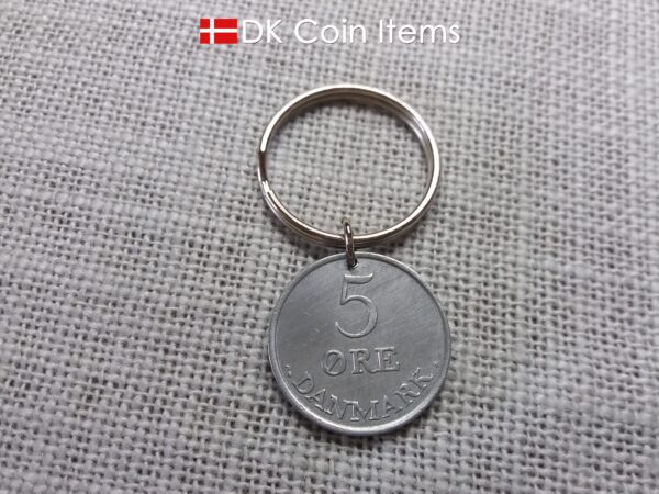 Denmark 1962 Crown R initial coin keychain with 62 year old 5 ore as coin pendant. Unique 62nd birthday gift or Danish vintage souvenir