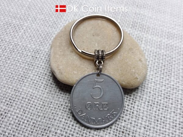 Denmark 1963 Crown R coin keychain with 61 year old 5 ore as coin pendant. Unique 61st birthday gift or Danish vintage souvenir