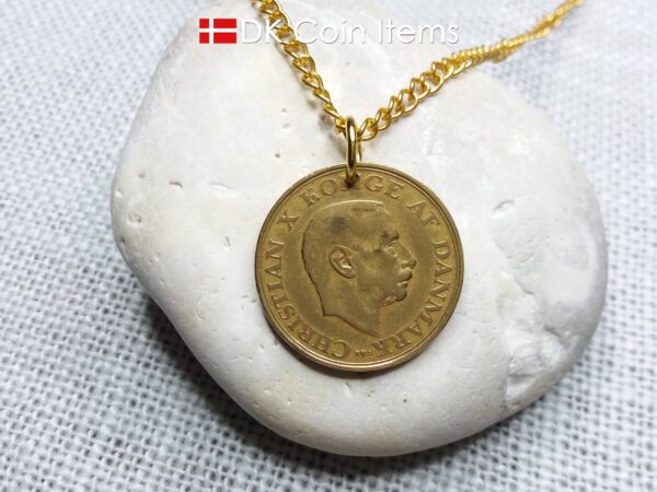 Denmark 1946 coin necklace with 78 year old golden 1 krone coin pendant. 78th birthday gift, 1st anniversary gift, Danish vintage souvenir