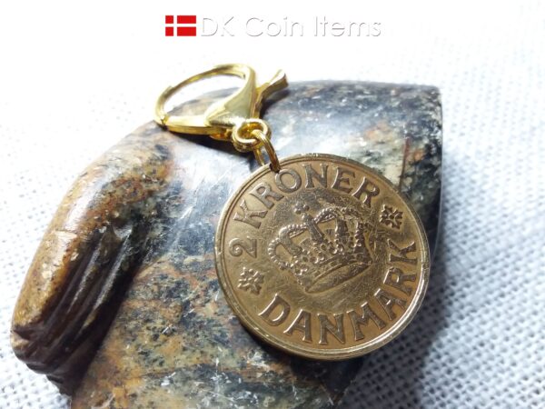 Golden 98 year old Crown C-initial coin charm/keychain with 2 kroner 1926 from Denmark as coin pendant. Antique Danish vintage souvenir gift