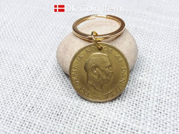 Denmark 1953 coin keychain with 71 year old golden Crown Coat of Arms 2 kroner as coin pendant. 71st birthday gift. Danish vintage souvenir