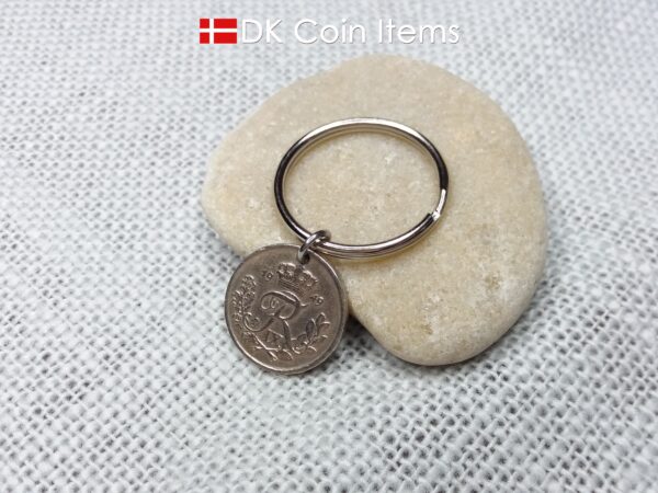 Denmark 1949 coin keychain with 75 year old Crown R initial 10 ore as coin pendant. 75th birthday gift. Danish vintage souvenir