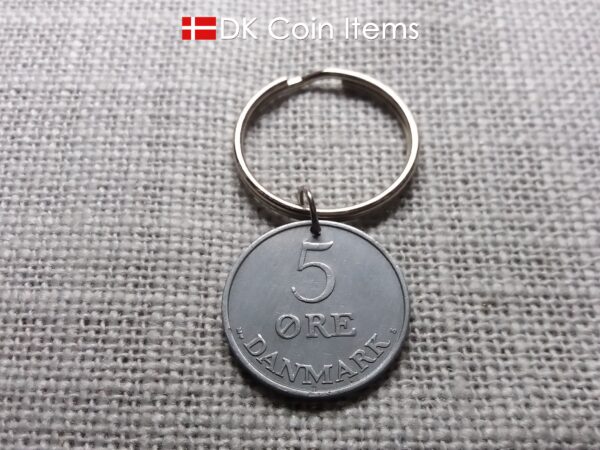 Denmark 1952 Crown R initial coin keychain with 72 year old 5 ore as coin pendant. Unique 72nd birthday gift or Danish vintage souvenir