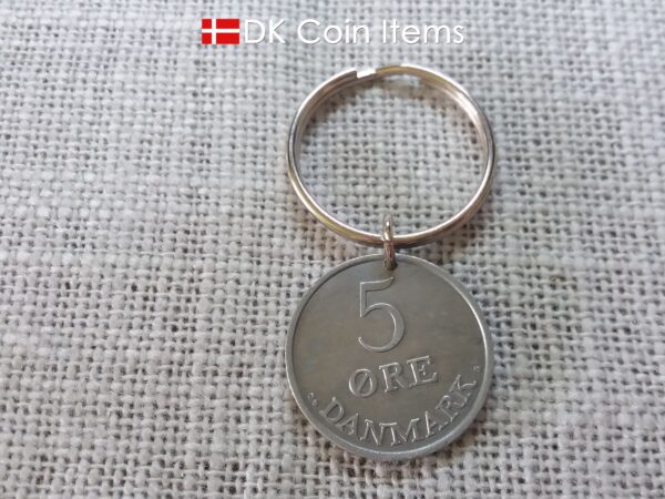 Denmark 1957 Crown R initial coin keychain with 67 year old 5 ore as coin pendant. Unique 67th birthday gift or Danish vintage souvenir