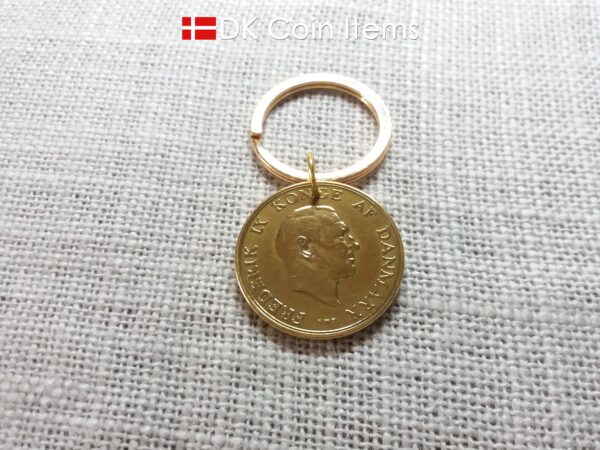 Denmark 1951 coin keychain with 73 year old golden Crown Coat of Arms 2 kroner as coin pendant. 73rd birthday gift. Danish vintage souvenir