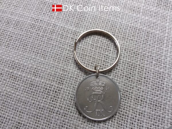 Denmark 1961 Crown R initial coin keychain with 63 year old 5 ore as coin pendant. Unique 63rd birthday gift or Danish vintage souvenir