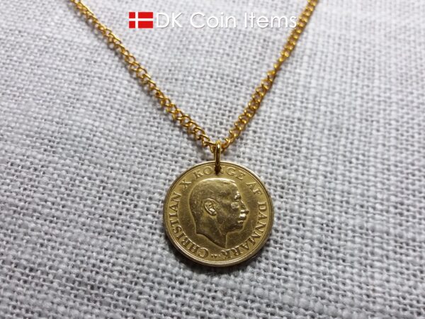 Denmark 1947 coin necklace with 77 year old golden 1 krone coin pendant. 77th birthday gift, 1st anniversary gift, Danish vintage souvenir